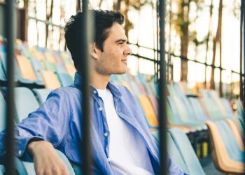 The Pros and Cons of Investing in Municipal Bonds