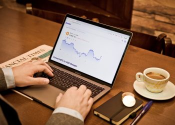 The Pros And Cons Of Sustainable Investing