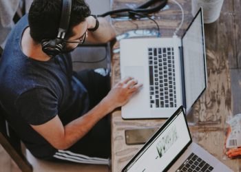 The Pros and Cons of Investing in IPOs