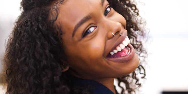 How to Use Credit Cards Responsibly and Build Your Credit