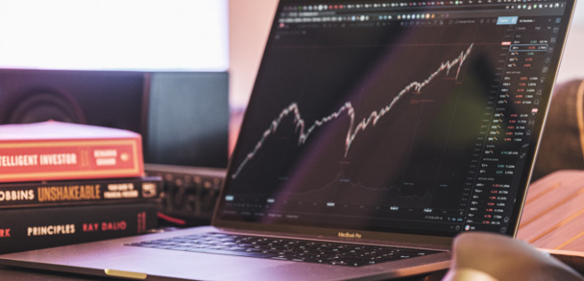 The Pros And Cons Of Investing In Consumer Discretionary Stocks