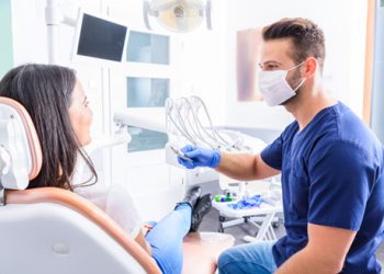 What to Know When Buying Dental Implants